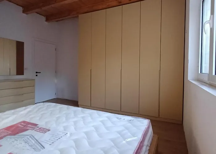 Gæstehus Stone Kajo Roshnik Berat
