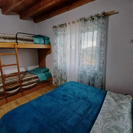 Stone Kajo Roshnik