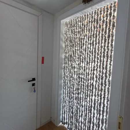 Pensjonat Stone Kajo Roshnik
