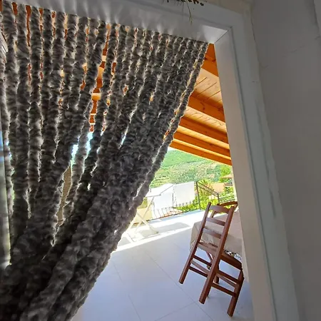 Stone Kajo Roshnik 3* Berat