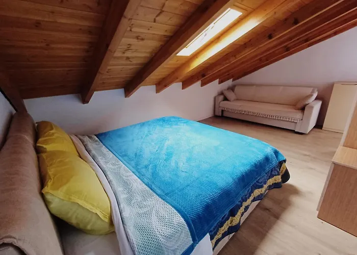 Vendégház Stone Kajo Roshnik 3*
