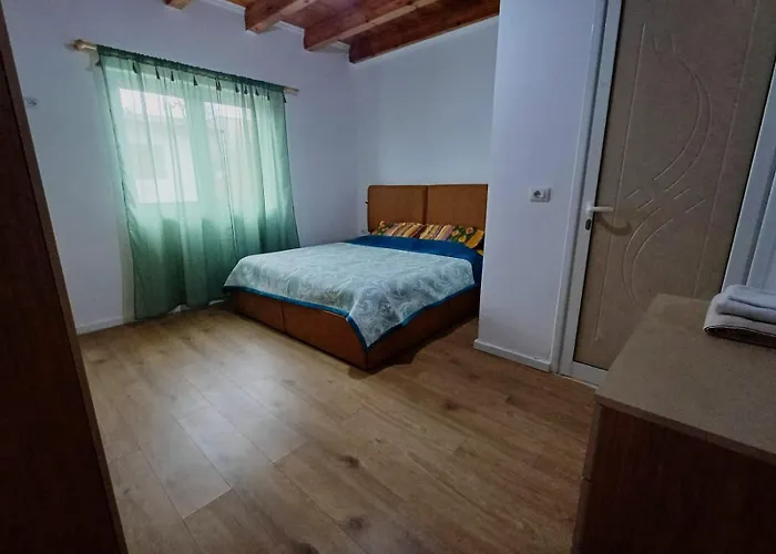 Stone Kajo Roshnik